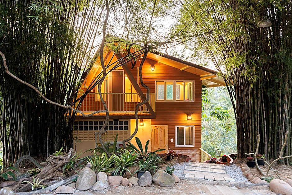 Baandin Chiewlarn Resort