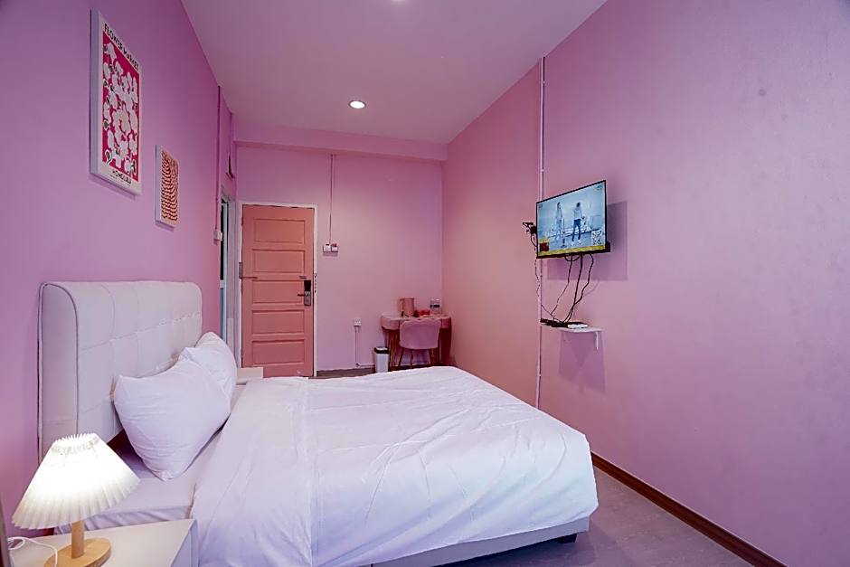 Palette Pink Cabana George Town