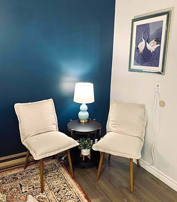 Charming 2-BDRM Apt #4 with Balcony