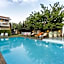 Alacati Cadde 75 Luxury Hotel