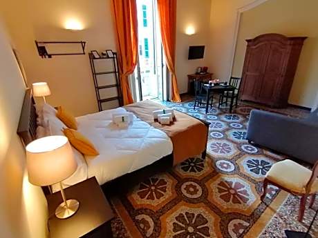 Quadruple Room with Shared Bathroom