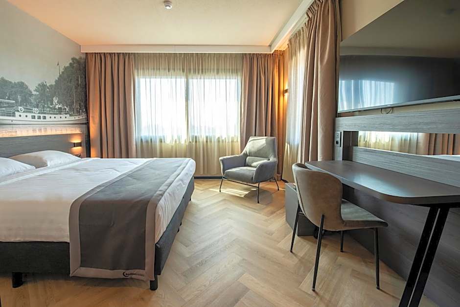Photo 1 of 49 of Bastion Hotel Vlaardingen