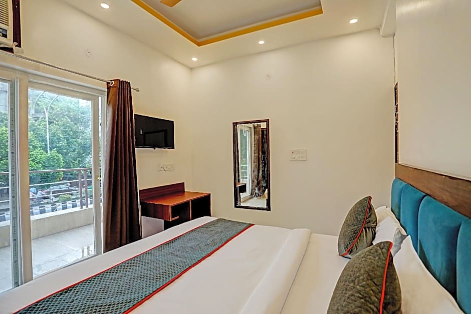 Super Collection O Sector 55 Noida Near Noida Stadium