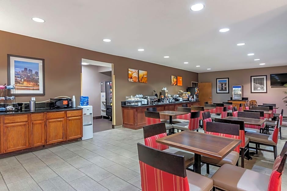 Comfort Inn & Suites Lees Summit -Kansas City