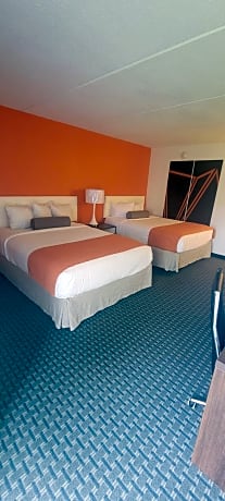 2 Double Beds Non-Smoking