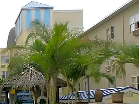 Plim Plaza Hotel