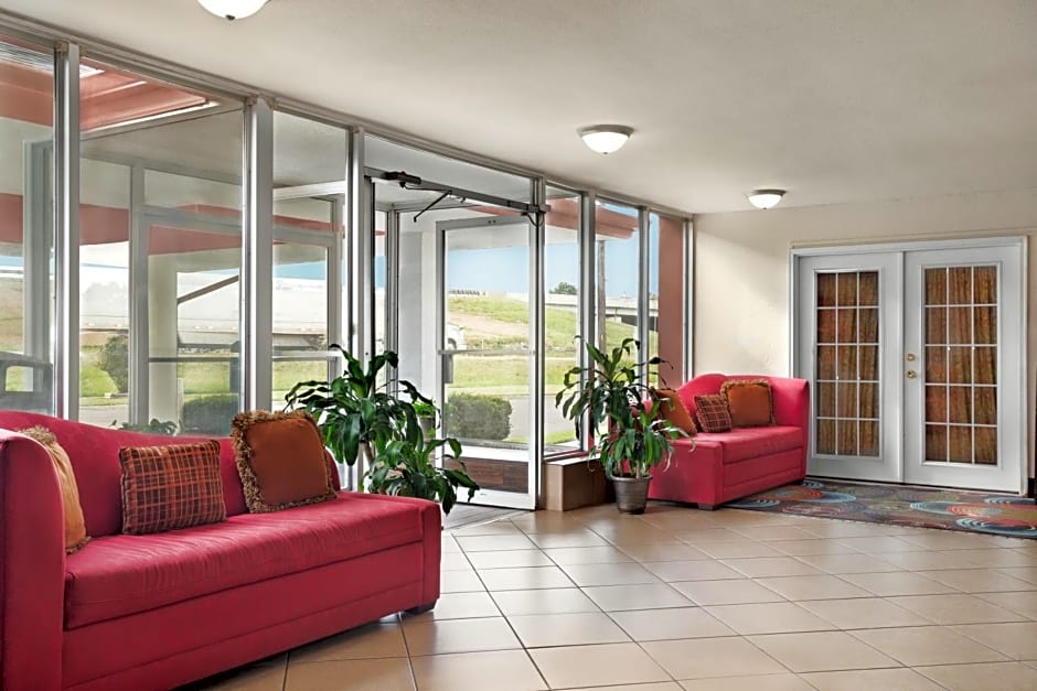 Baymont by Wyndham Little Rock