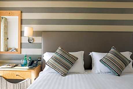 Triple Room with Sea View and Balcony