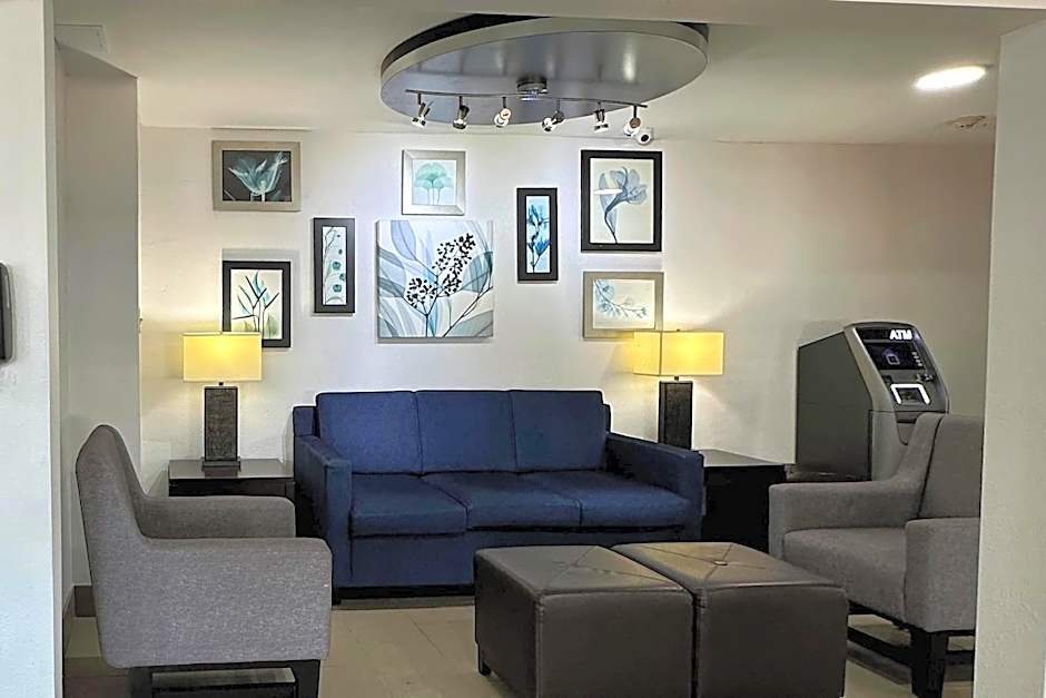 Comfort Inn North Dallas Near the Galleria