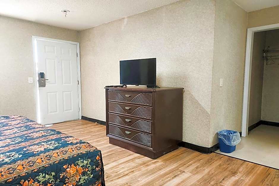 Studio Inn and Suites