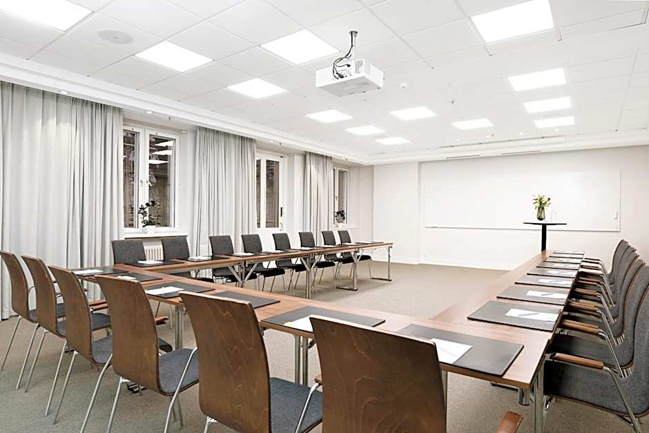 Elite Park Avenue Hotel