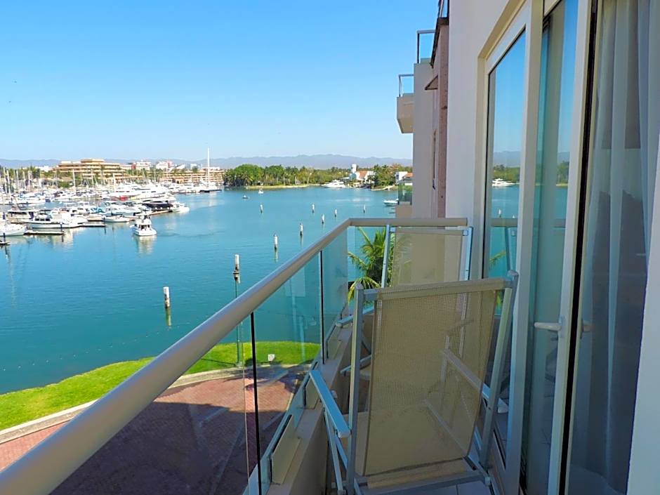 Marina Banderas Suites Hotel Boutique
