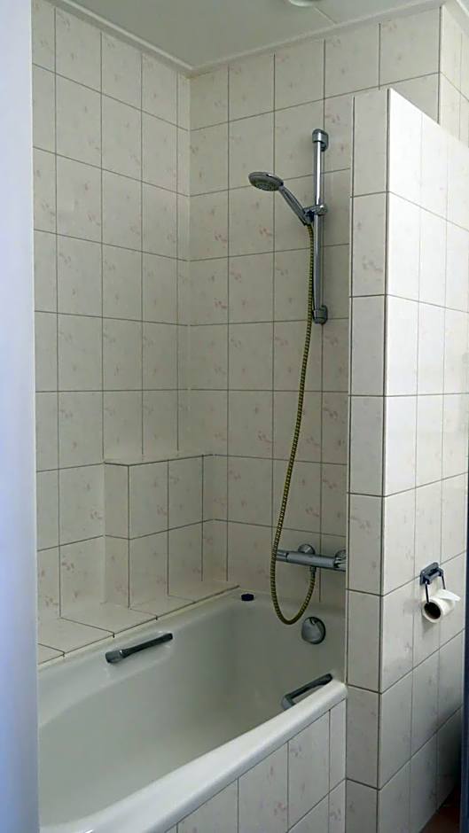 Photo 1 of 7 of Triple Room