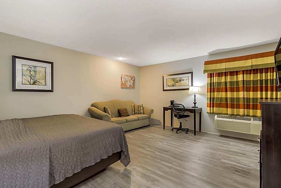 Econo Lodge Inn & Suites Yankton