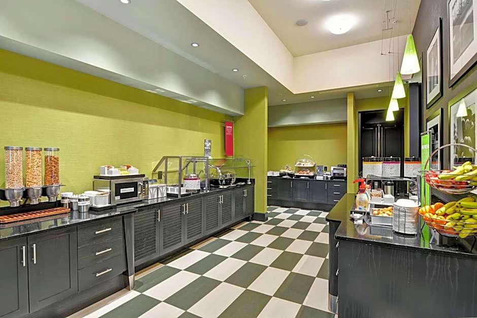 Hampton Inn By Hilton & Suites Raleigh Crabtree Valley