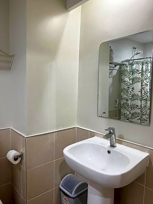 CebuSureStayPersimmon16thFloor3rdStudioCondoUnit