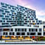 Hampton Inn By Hilton Boston Seaport, MA