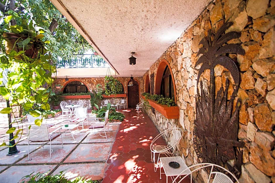 Ideal Villa Hotel