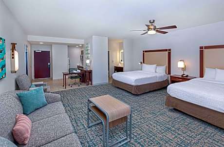 Queen Studio with Two Queen Beds - Non-Smoking