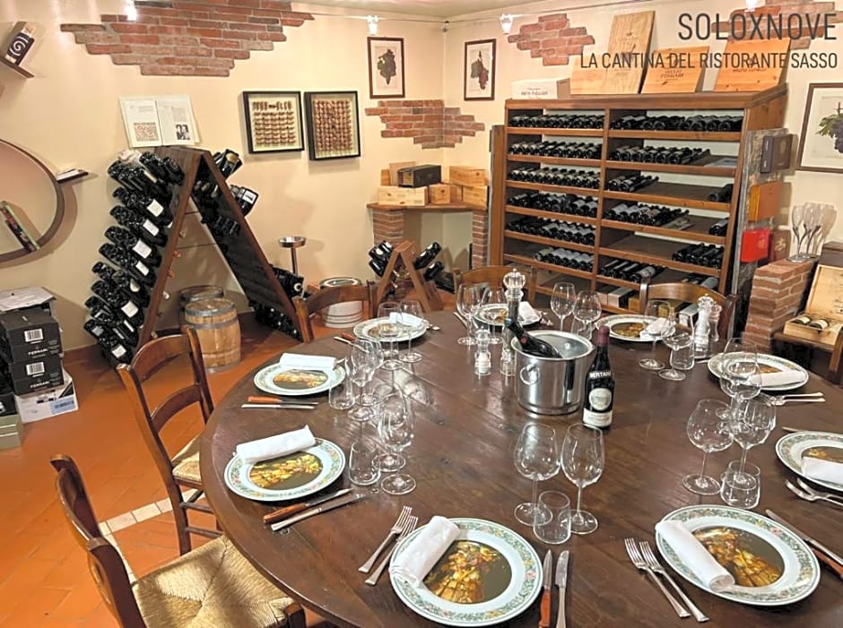 Hotel Ristorante SASSO