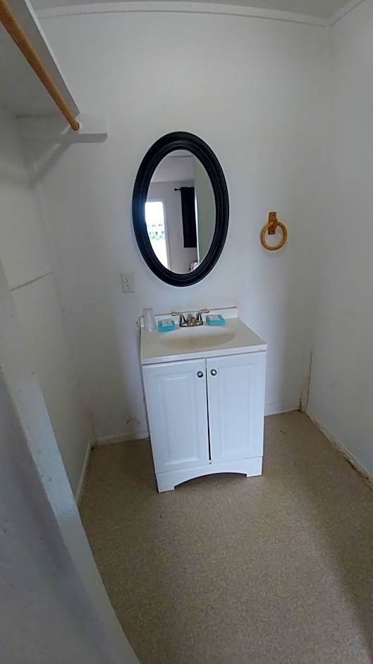 Anchor Motel & RV Park