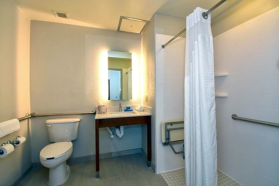 Holiday Inn Express By IHG