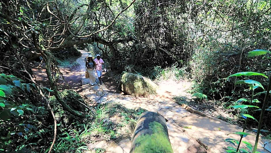 Floreat Riverside Lodge and Spa