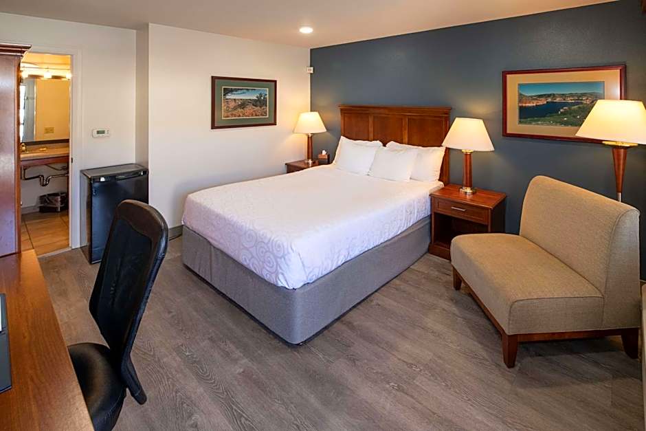 Best Western Plus Clocktower Inn