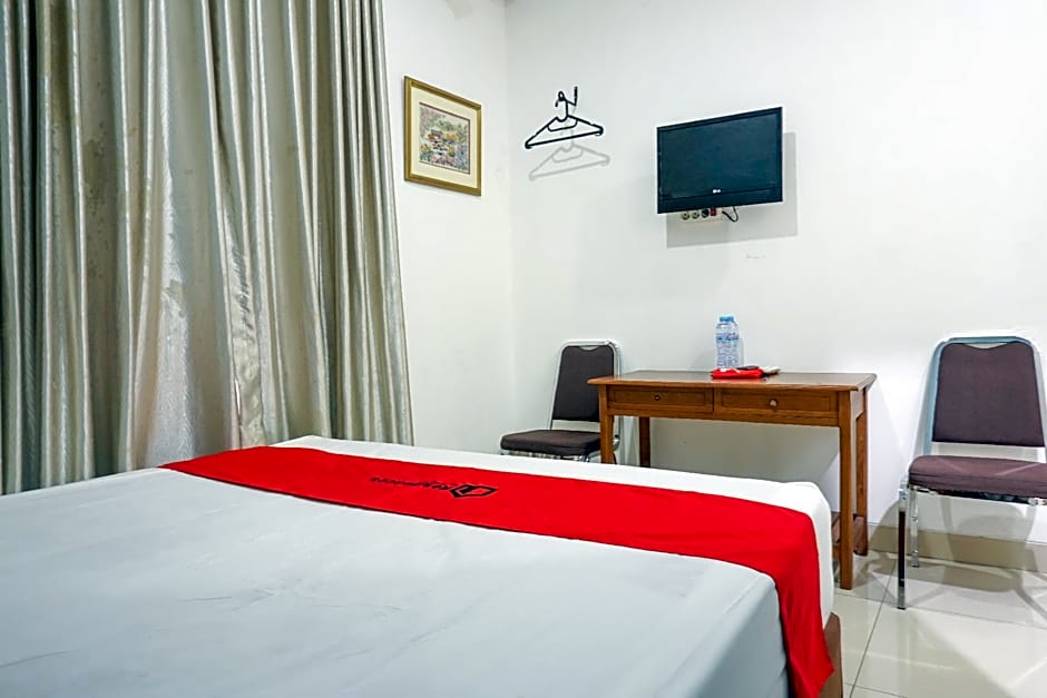 Residences by RedDoorz Syariah @ Buah Batu