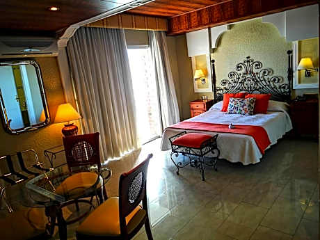 Deluxe Double Room with Spa Bath