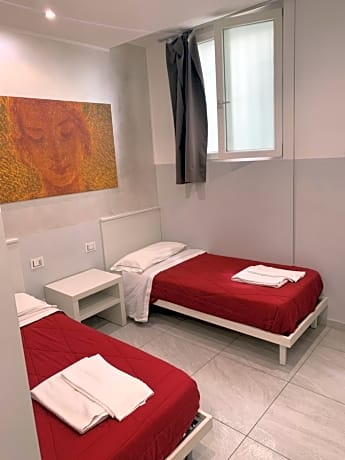 Twin Room with Bathroom