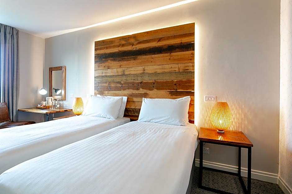 Cedar Court Bradford Hotel