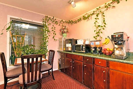 Americas Best Value Inn Heflin