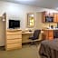 Suburban Studios Triadelphia - Wheeling at The Highlands