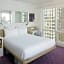 YOTEL New York Times Square