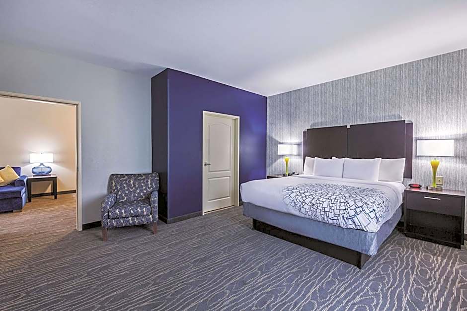 La Quinta Inn & Suites by Wyndham Palestine