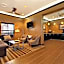 Best Western Plus Seawall Inn & Suites By The Beach