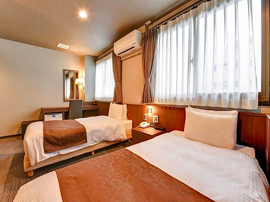 Hotel Crane Tachibana