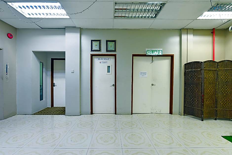 OYO 91052 Hotel Kenangan