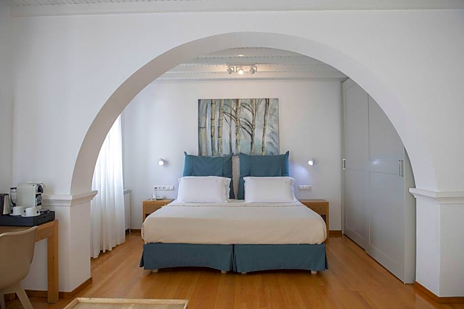 Elena Hotel