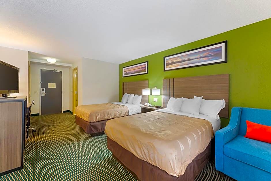 Quality Inn Huron