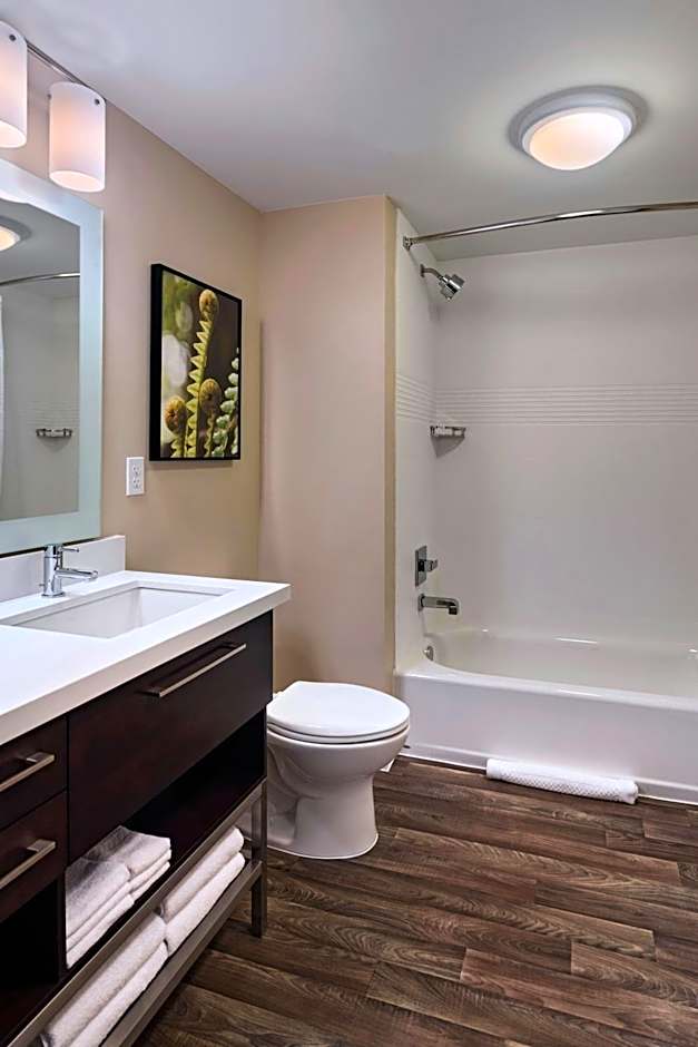 TownePlace Suites by Marriott Tacoma Lakewood