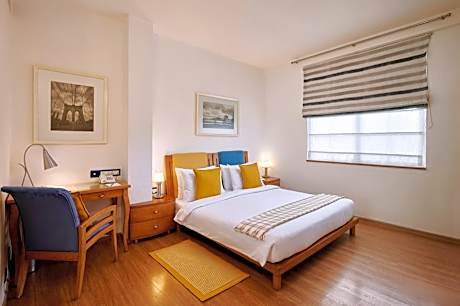 Boutique Room with 15% off on food and soft beverage and Laundry