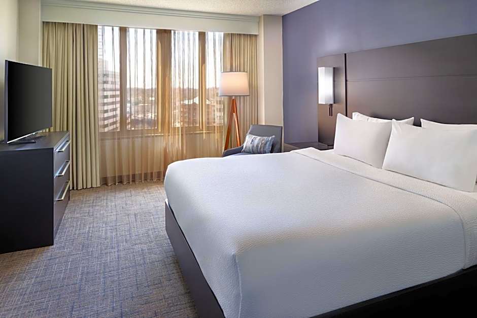 Residence Inn by Marriott Bethesda Downtown