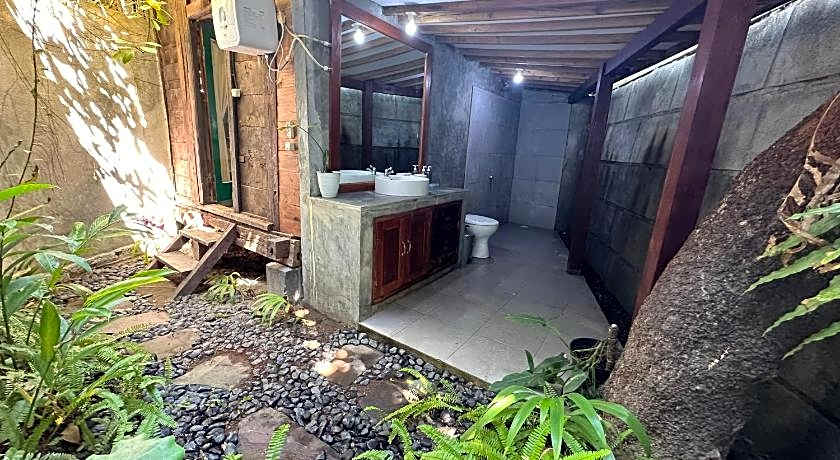 Tahlia's Villa