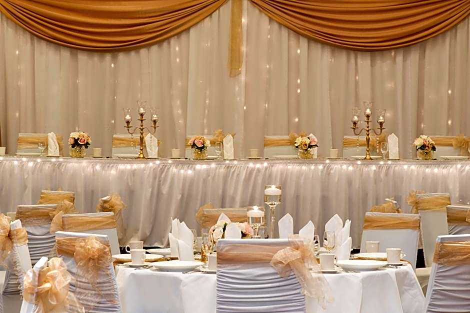 DoubleTree By Hilton Hotel Grand Rapids Airport