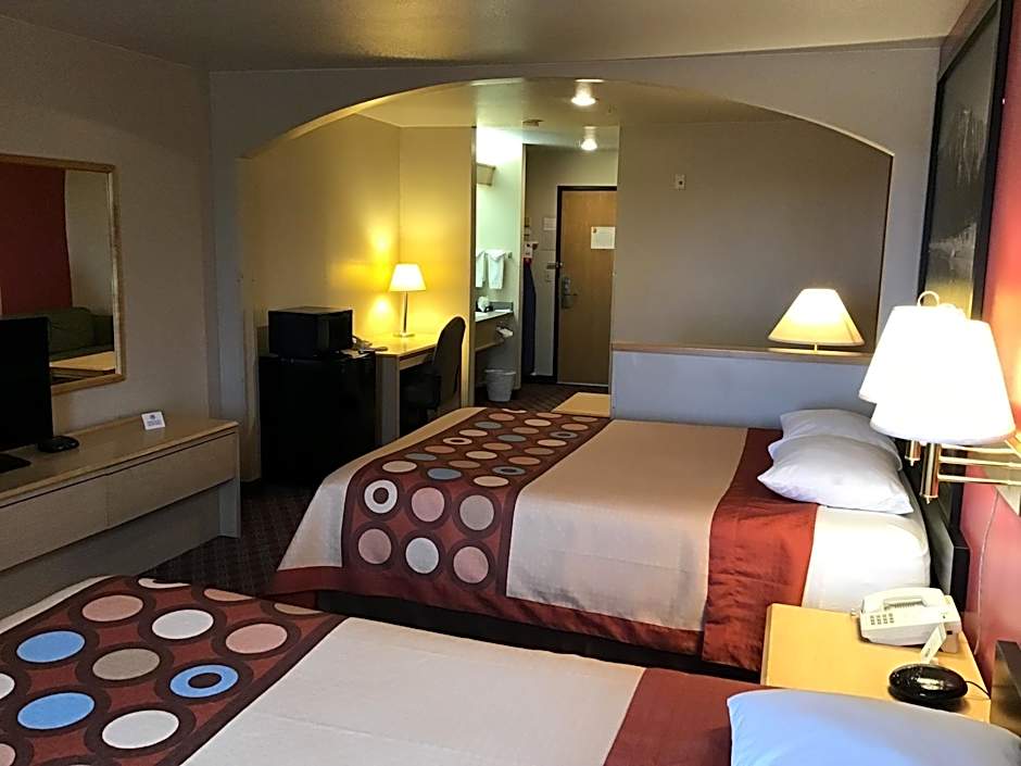 Super 8 by Wyndham Heyburn/Burley Area