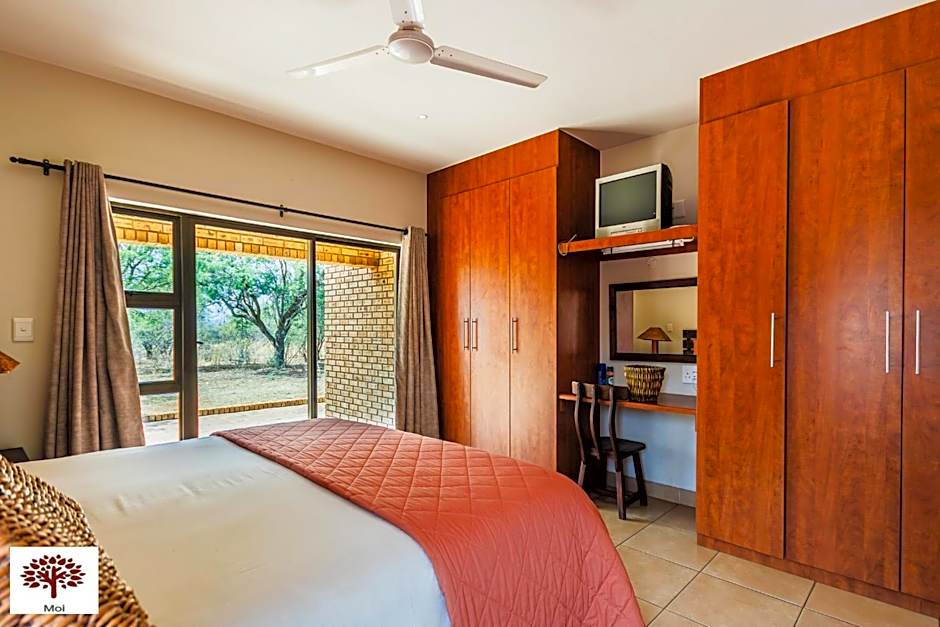 Zebula Golf and Wildlife Estate - Spectacular View Pax 13 - Moi Signature Luxury villa