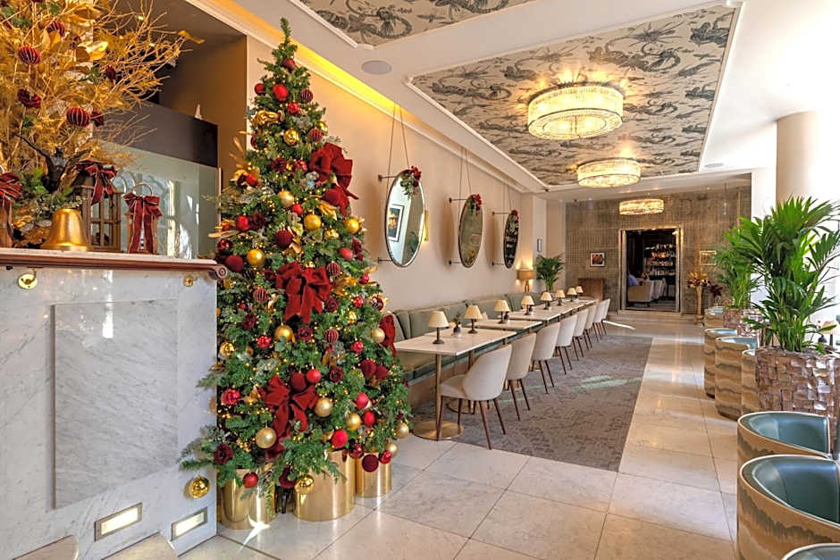 Waldorf London Hilton