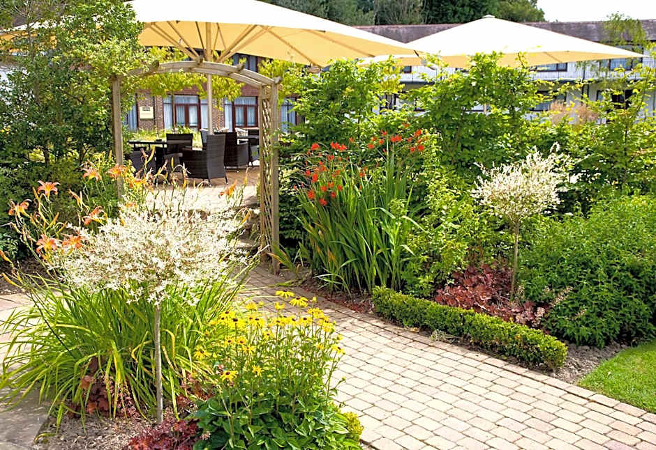 Elite Venue Selection Felbridge - Gatwick